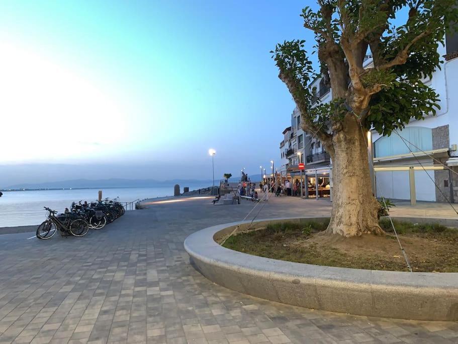 La Casa De - Maison Typique Renovee Dans La Vieille L'Escala