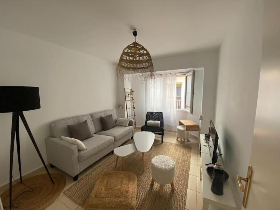 Holiday home La Casa De - Maison Typique Renovee Dans La Vieille L'Escala